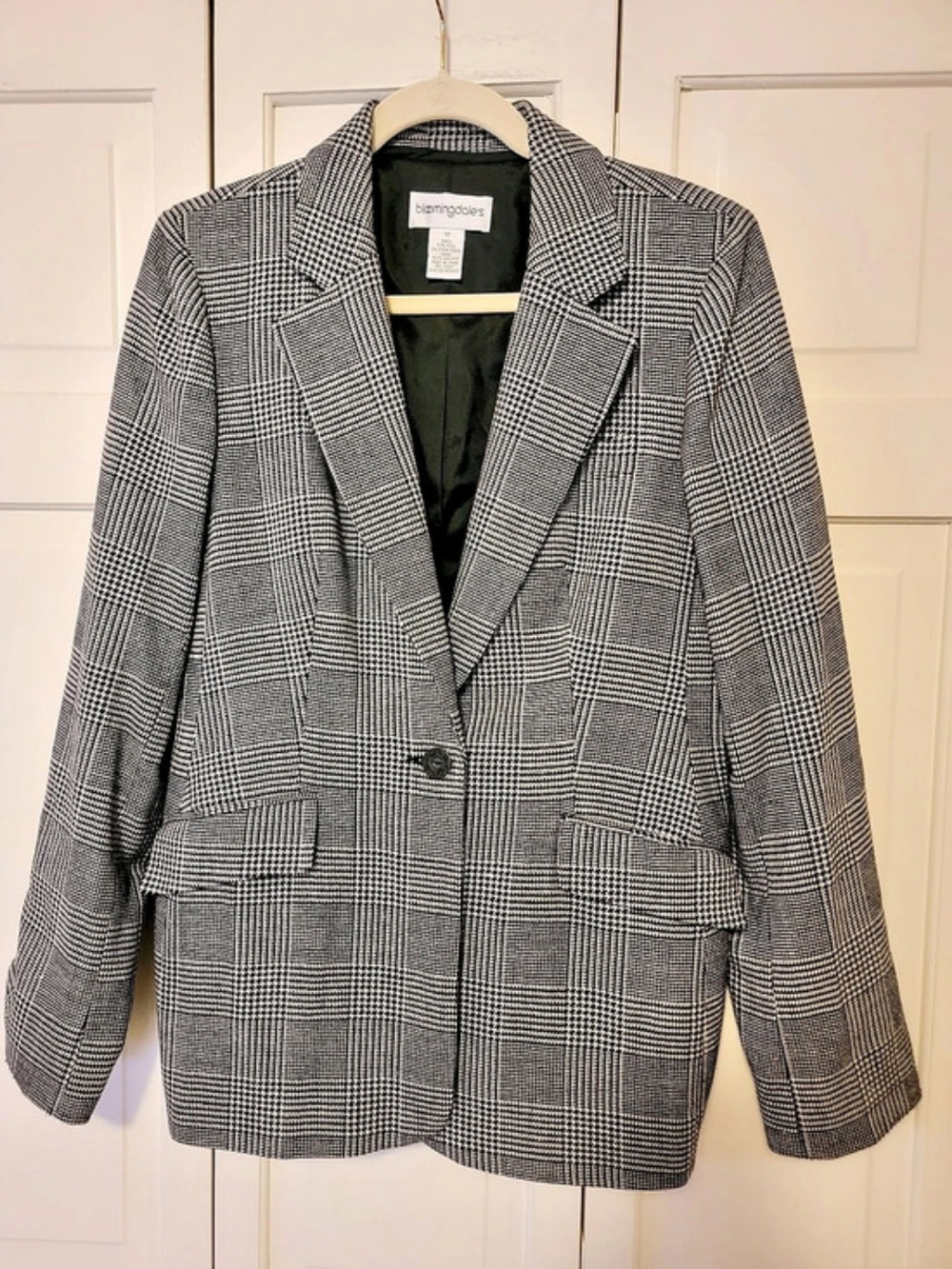 Bloomingdale's Checkered Wool Blazer Size 12 Like New